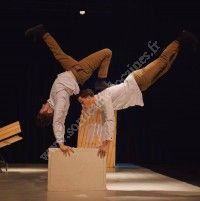 Sous le poids des plumes