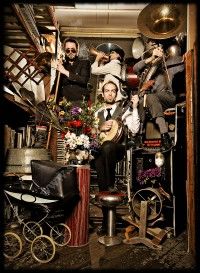 L'ORCHESTRE D'HOMMES-ORCHESTRES JOUE A TOM WAITS