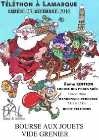 Course de pères noël et de traîneaux et marche du coeur