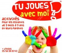 Tu Joues Avec Moi Ballons à la Main